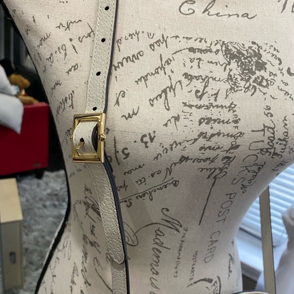 ‼️‼️SOLD‼️‼️Ophidia floral handbag - Picture 10 of 12